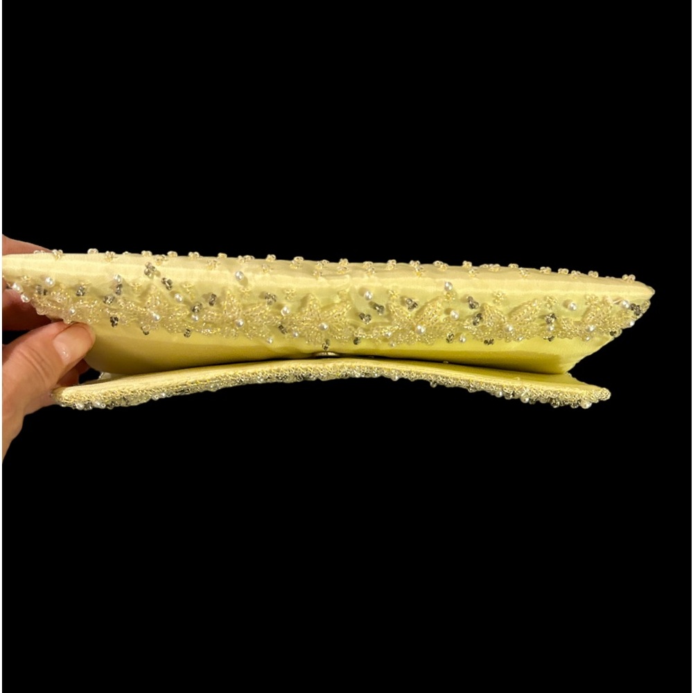 𝗩𝗶𝗻𝘁𝗮𝗴𝗲 𝗛𝗮𝗻𝗱 𝗺𝗮𝗱𝗲 𝗲𝘃𝗲𝗻𝗶𝗻𝗴 𝗽𝘂𝗿𝘀𝗲 - Picture 5 of 8